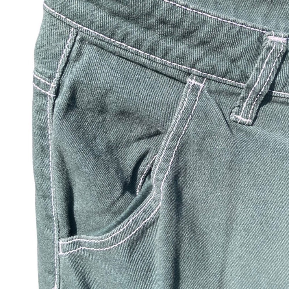 H&M Women's Green Cargo Pants, Size 8 - Picture 5 of 11